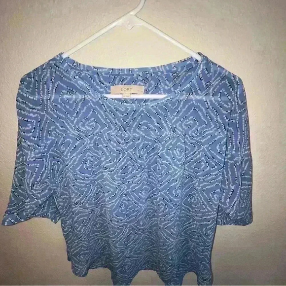 Ann Taylor LOFT sheer blouse Petite Small oversize fit light blue, navy & white - Picture 3 of 5